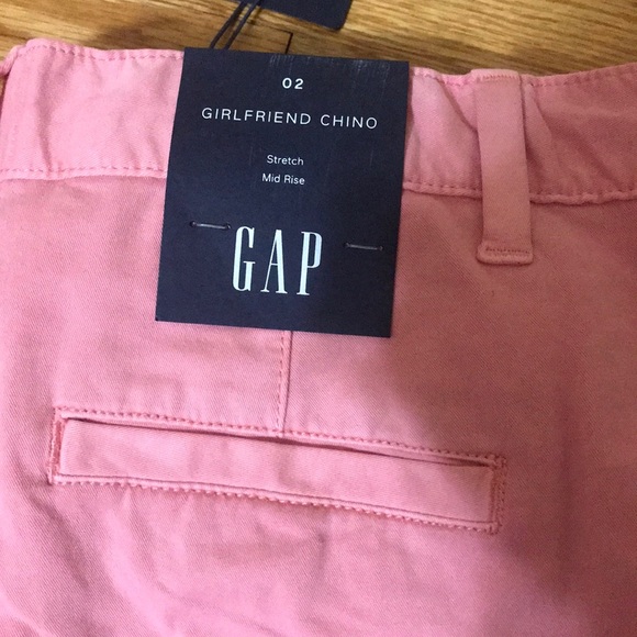 Gap Girlfriend Chino - Picture 2 of 7